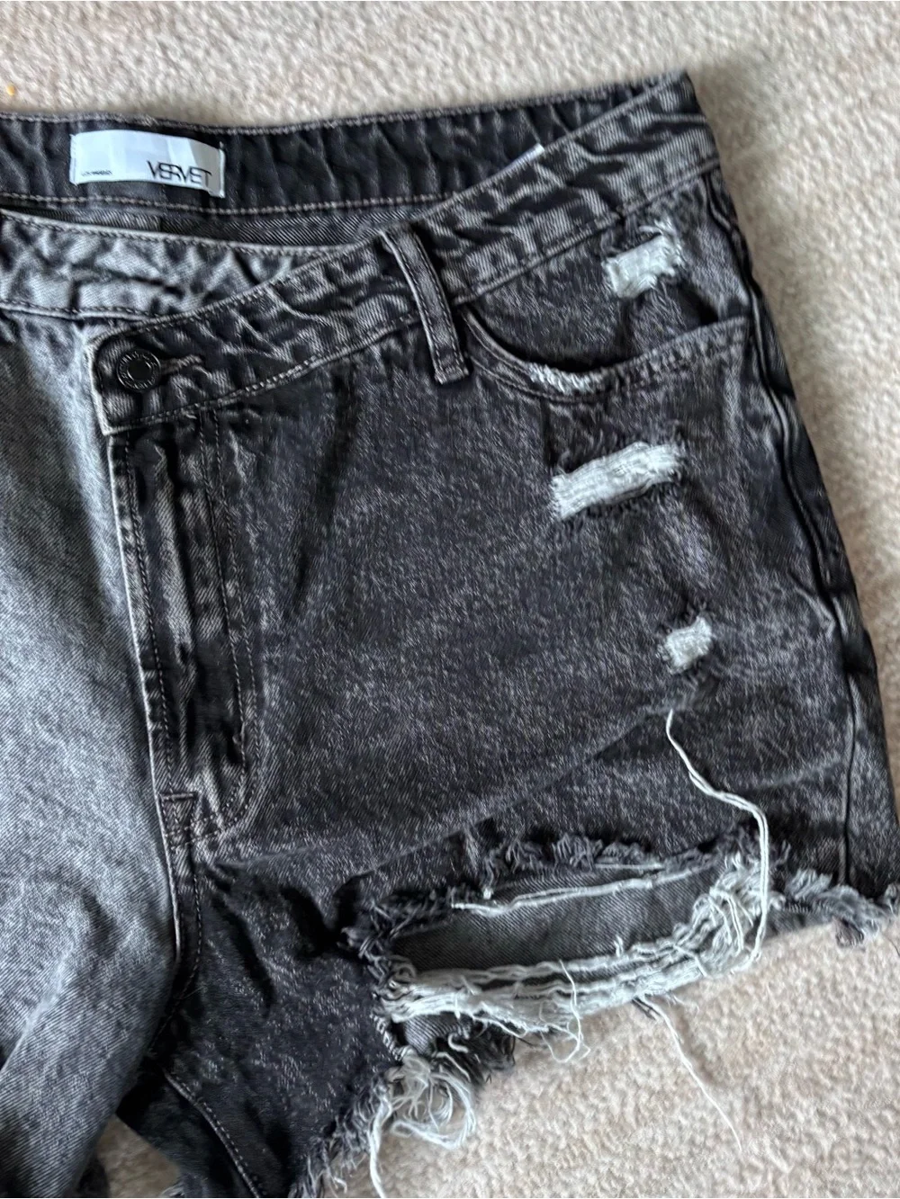 Vervet Black Two-Tone Washed Black Distressed Denim Shorts - Picture 4 of 10